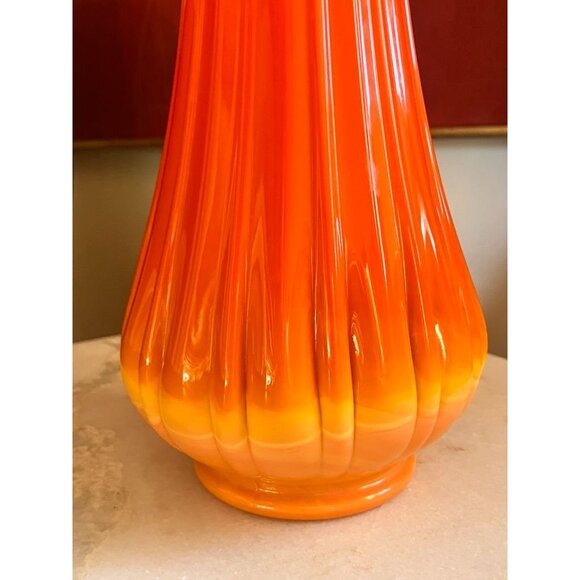 Vintage MCM L.E. Smith Bittersweet Ribbed Tall Vase 24" Orange Yellow - Picture 3 of 9